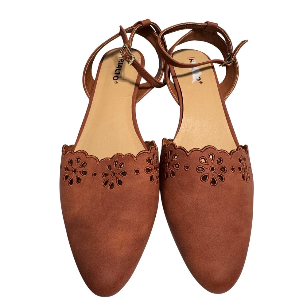 Rialto Marlie Pointed Toe Flat Size 7.5